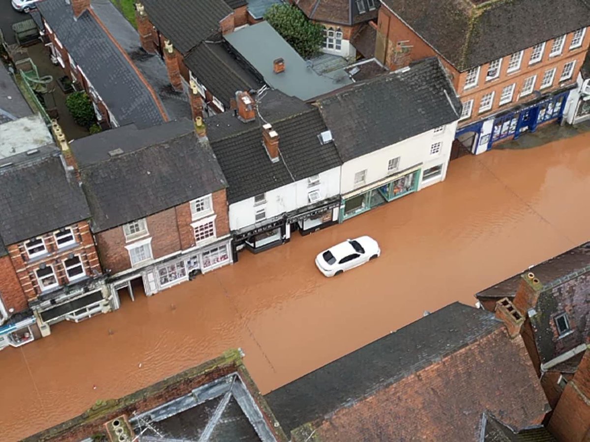 Dave Throup tweet media