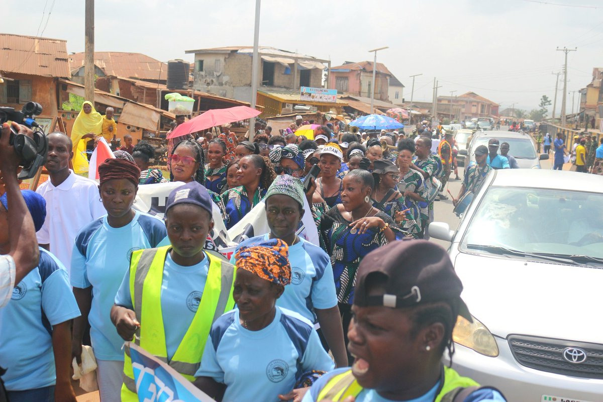 oronnafestival's tweet image. Our vibrant roadshow marks the beginning of Oronna-Ilaro Festival 2024. Join us as we celebrate culture, unity, and joy. 

#oronnailarofestival 
#oronnailarofestival2024 
#ilaro