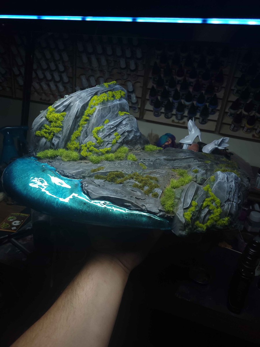 BladeMiniatures tweet media