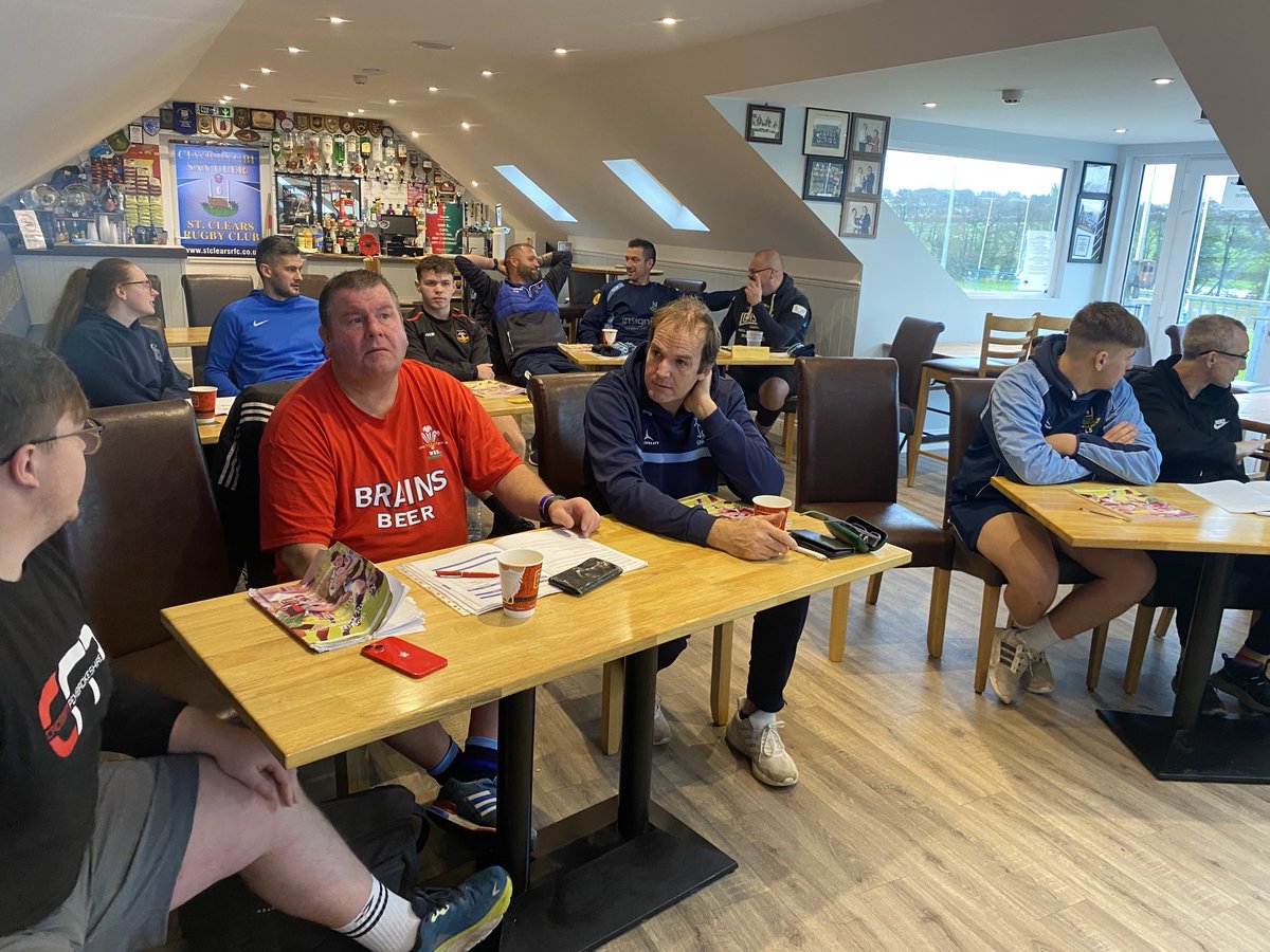 timpoole959's tweet photo. Assessment day - WRU Level 1 Course ⁦@StClearsRFC⁩ - even “Storm Bert” could not dampen spirits of the coaches.  Motivated “bunch” eager to learn and develop for the betterment of their players!  ⁦@aledparry⁩ ⁦@WRU_Community⁩ #coachingprocess #W-P-W #APES #PDR https://t.co/ydDXWu9med