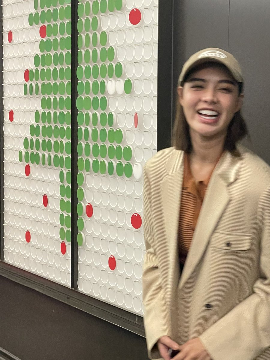 stargazer778899's tweet image. Xmas is coming to town 🎉🎉🎉
#yinganada 
#suprise 
#Happy22ndPKBirthday 
#prigkhing ; #บูบู๋ของพีเค