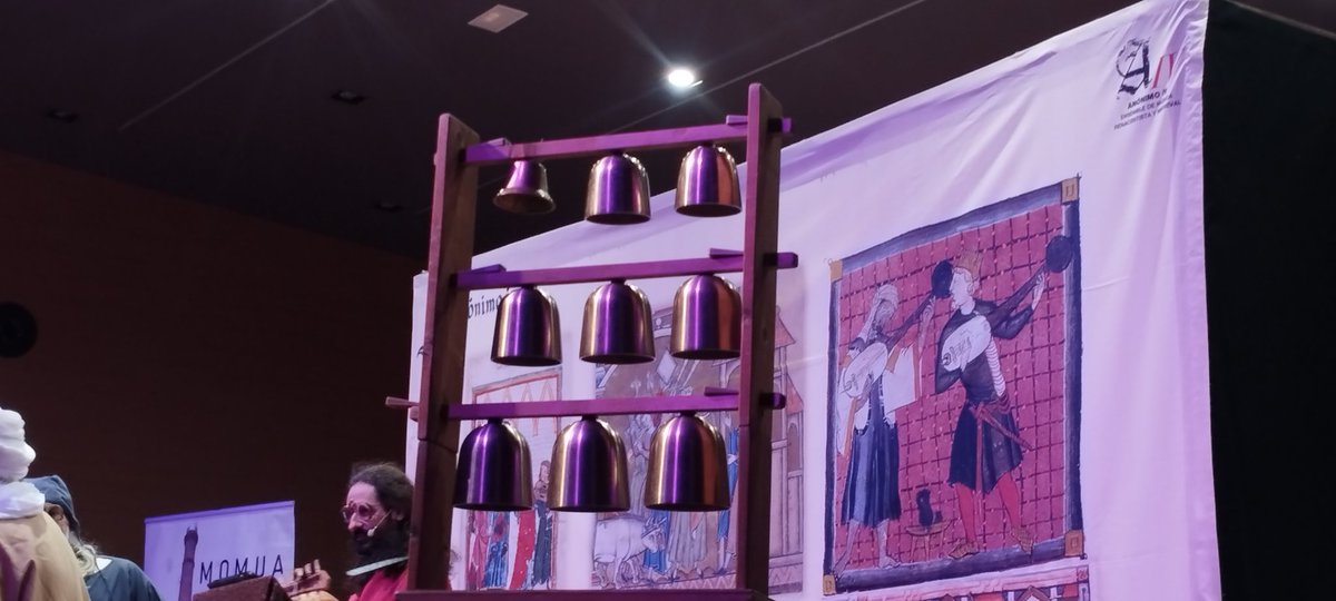 Isabelgadea's tweet photo. Gracias a @MOMUAantigua, hoy mayores y pequeños hemos viajado hasta el pasado para conocer las raíces de nuestra música a través de los juglares cristianos, judíos y musulmanes de Anónimo IV
Desde 2017 #Momua https://t.co/scdXx8SxIh