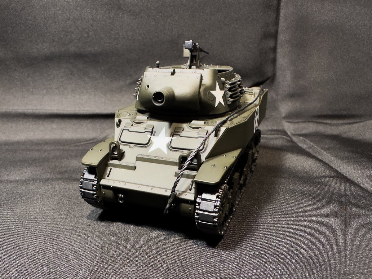 Petitduc_pla's tweet photo. 久しぶりの完成ツイート。
#TAMIYA 1/48 M8自走榴弾砲
格好良い！今回はあまり汚していませんが https://t.co/KpAKXjudKG