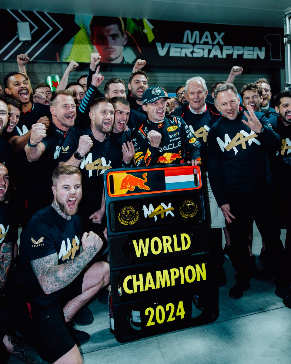 F1's tweet photo. One of the greats ⭐️

#F1 #LasVegasGP @Max33Verstappen https://t.co/kJZbbyyWyK
