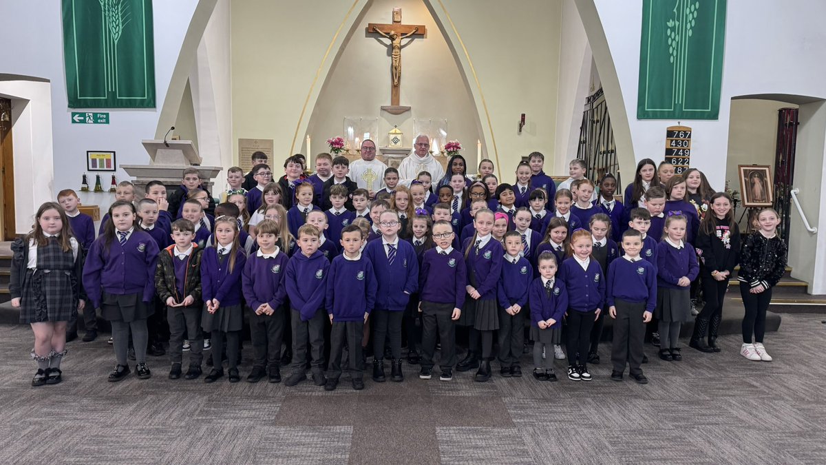 Well done to all our children who came along to our Education Sunday Mass &amp; to those who enrolled to begin their Sacramental journey! #PilgrimsOfHope #CatholicEducationWeek2024 <a href="/StMonicaMilton/">🌈StMonicasMilton🌈</a> <a href="/StAugustinesG22/">St.Augustines ,Milton</a> <a href="/REAllSaints/">All Saints RE</a> <a href="/rercag/">RE Office</a>