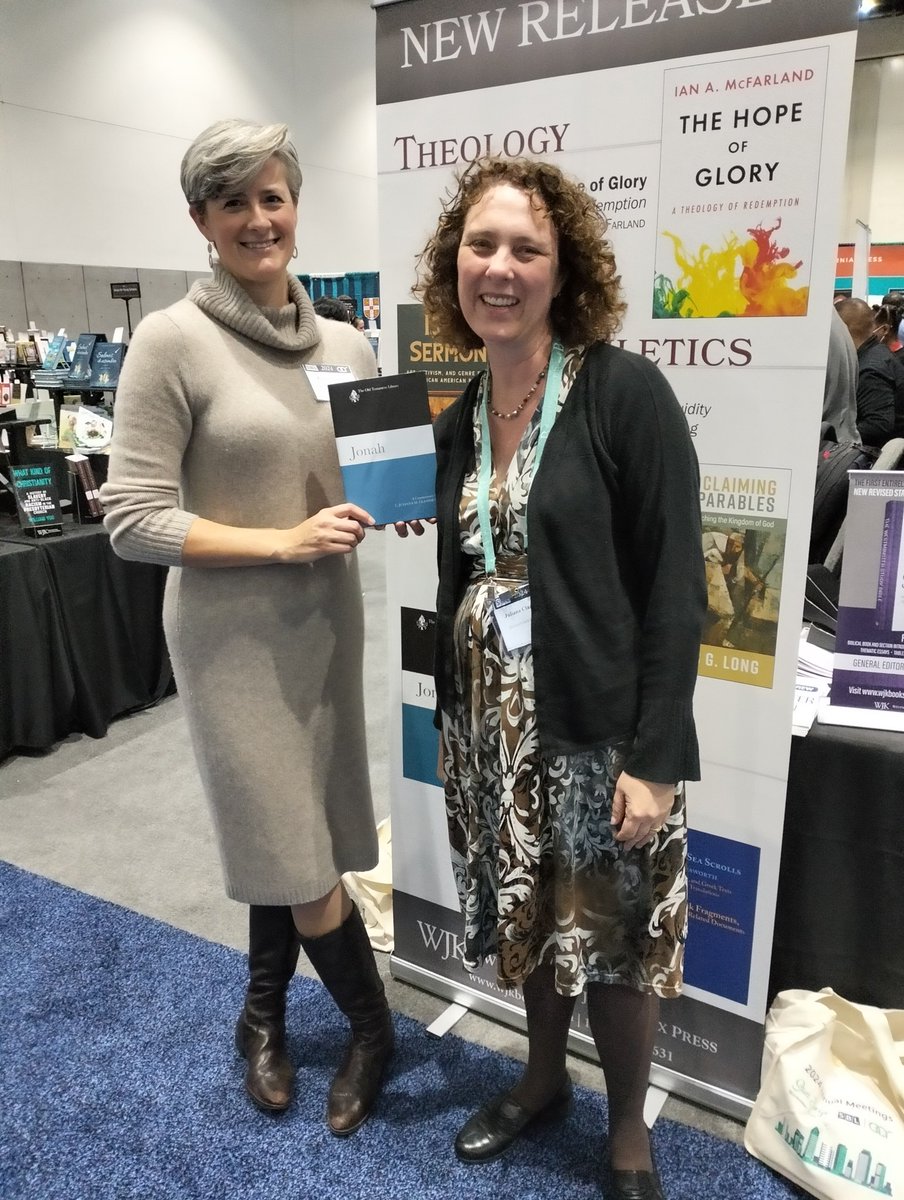 #AARSBL24 
Jonah commentary is here! With wonderful editor <a href="/CarlyCrouch/">Carly L Crouch</a> @wjkbooks
