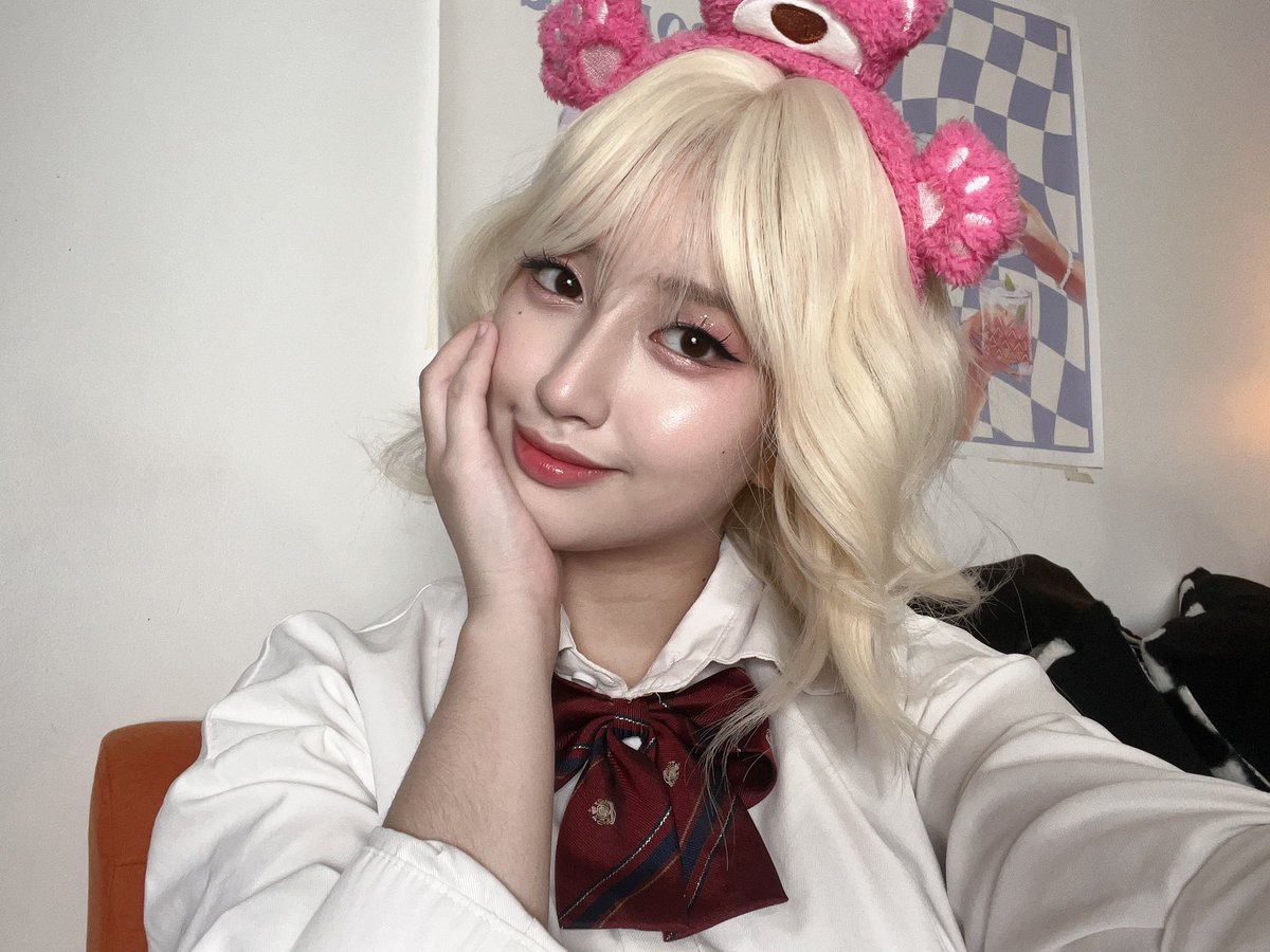 1shyg00000_'s tweet photo. #MISAMO #momo #momoring #hiraimomo https://t.co/YZG9gsPsQt
