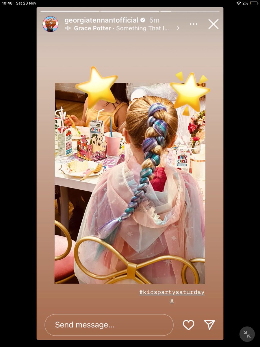 does any one know if this is olive or Doris I saw someone say it olive but me and someone else think she might be to old for it as she 13 now I know she might do it for her siblings we just can’t tell yet #georgiatennant #davidtennant @GoodOmensDT <a href="/ASPERAXASTRA/">Jess 🎾 - 23 🦊🧡</a>