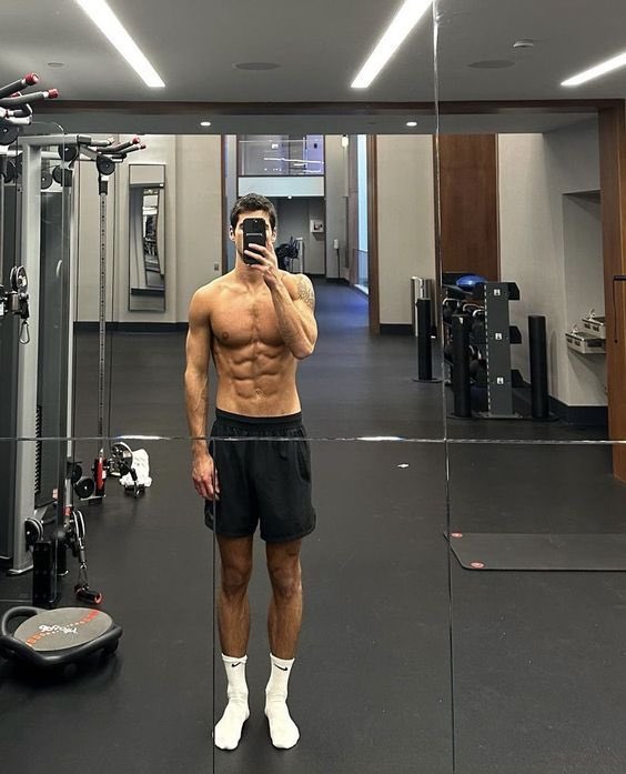 You're a man,

1. Wake up early.
2. Pray.
3. Make your bed.
4. Brush your teeth.
5. Drink a glass of water.
6. Review your to-do list.
7. Meditate.
8. Read.
9. Write.
10. Lift.

Nothing hurts a man like zero progress in his life.