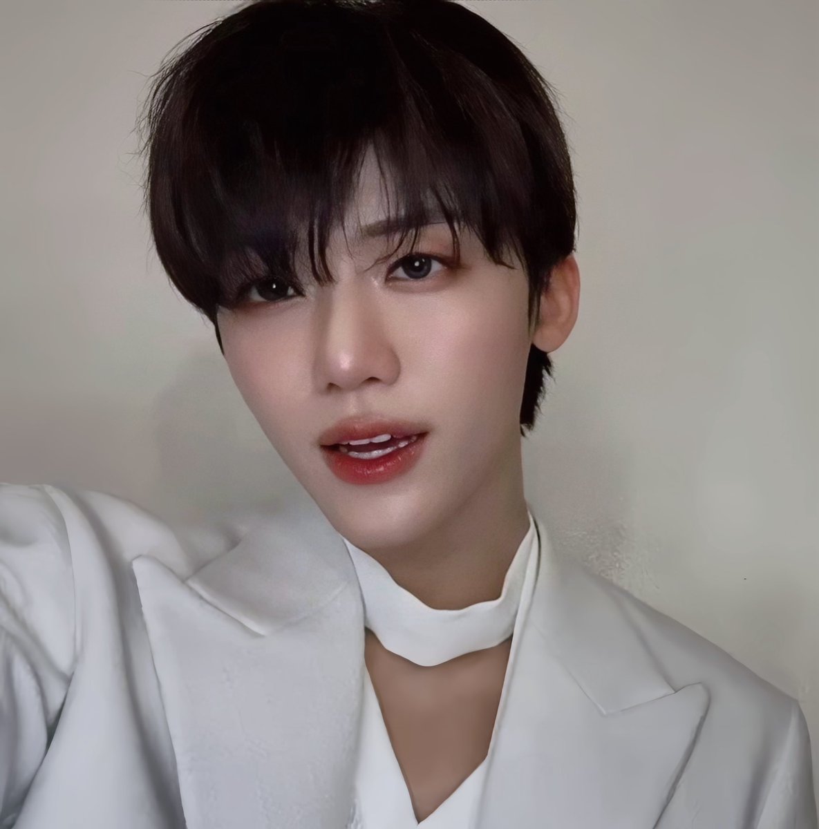 j138mmly's tweet photo. กัปตัน                                      แอร์โฮสเตส https://t.co/KYmc03rkVA