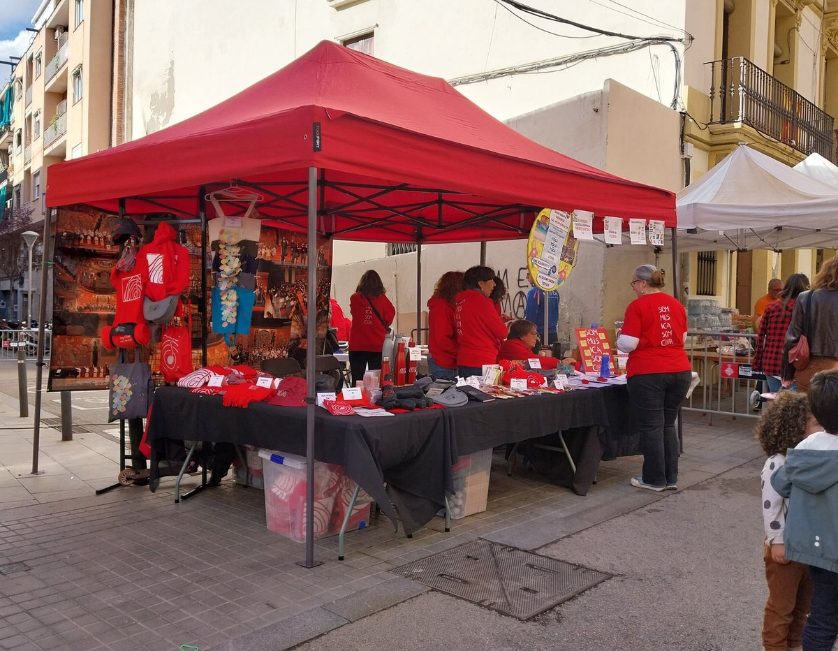 Nuriapey's tweet photo. @CoralSantMedir ha celebrat el programa 200 de l'Acord de Veus de @sants3radio https://t.co/RGskT5UJtp
