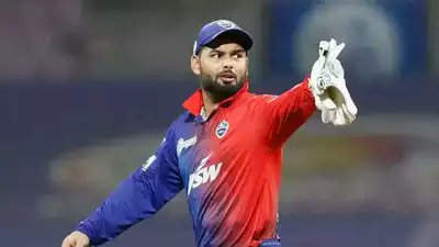 आईपीएल नीलामी के इतिहास में ऋषभ पंत सबसे महंगे बिकने वाले खिलाड़ी बन गए हैं।

 लखनऊ सुपर जायंट्स ने 27 करोड़ रुपये की बोली लगाकर अपनी टीम में शामिल किया।
#IPLRetention2025 
#IPLAuction2025
