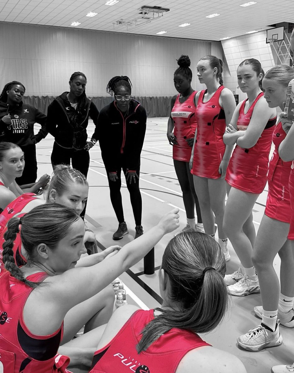 RSfairclough's tweet photo. “If there is no struggle, there is no progress.”

Great first game for @PulsePathway London Pulse U19 Academy 💗🖤

This squad demonstrated adaptability, determination and problem solving skills ending in a great performance in round 1 of our NPL 2024/25 season.

Loving the unit work and support from all athletes and coaching staff, starting as we mean to continue @EmmaLFerns keep the sass coming 🤣

Shoutout to @ImpactNetball stats on point as always - time for some game analysis ⭐️

#ProudToBePulse #FeelThePulse