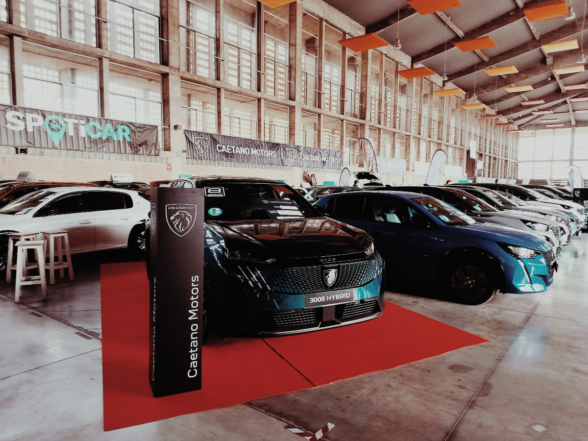 SalonMotorsur's tweet photo. 🚘 Después de una mañana tan ajetreada toca reponer fuerzas en la zona de restauración de #Motorsur 🍻

¡Tómate un respiro antes de seguir investigando las Ofertas que quedan estas últimas horas! 🚗💨
#SalonMotorsur2024 #IFECAJerez https://t.co/yHDV7A73kR