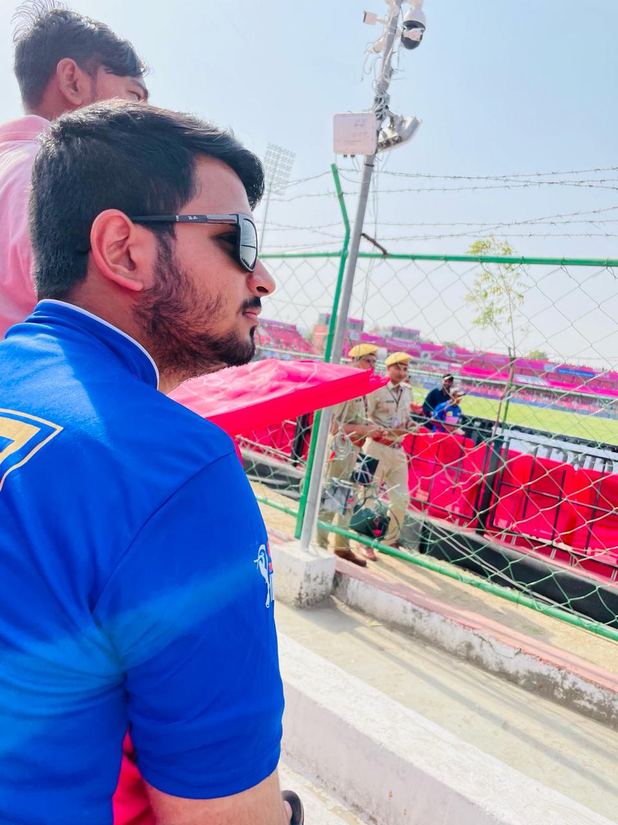 Arpit🧡 tweet media