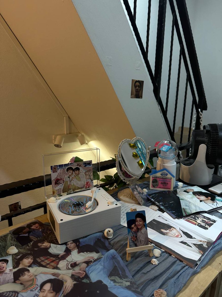 injeolmijjunz's tweet photo. woonmyungz fancafe! ๐๐ฉต
#summerdestiny #woonmyungz #destinyboys https://t.co/R4vUxlHtsp
