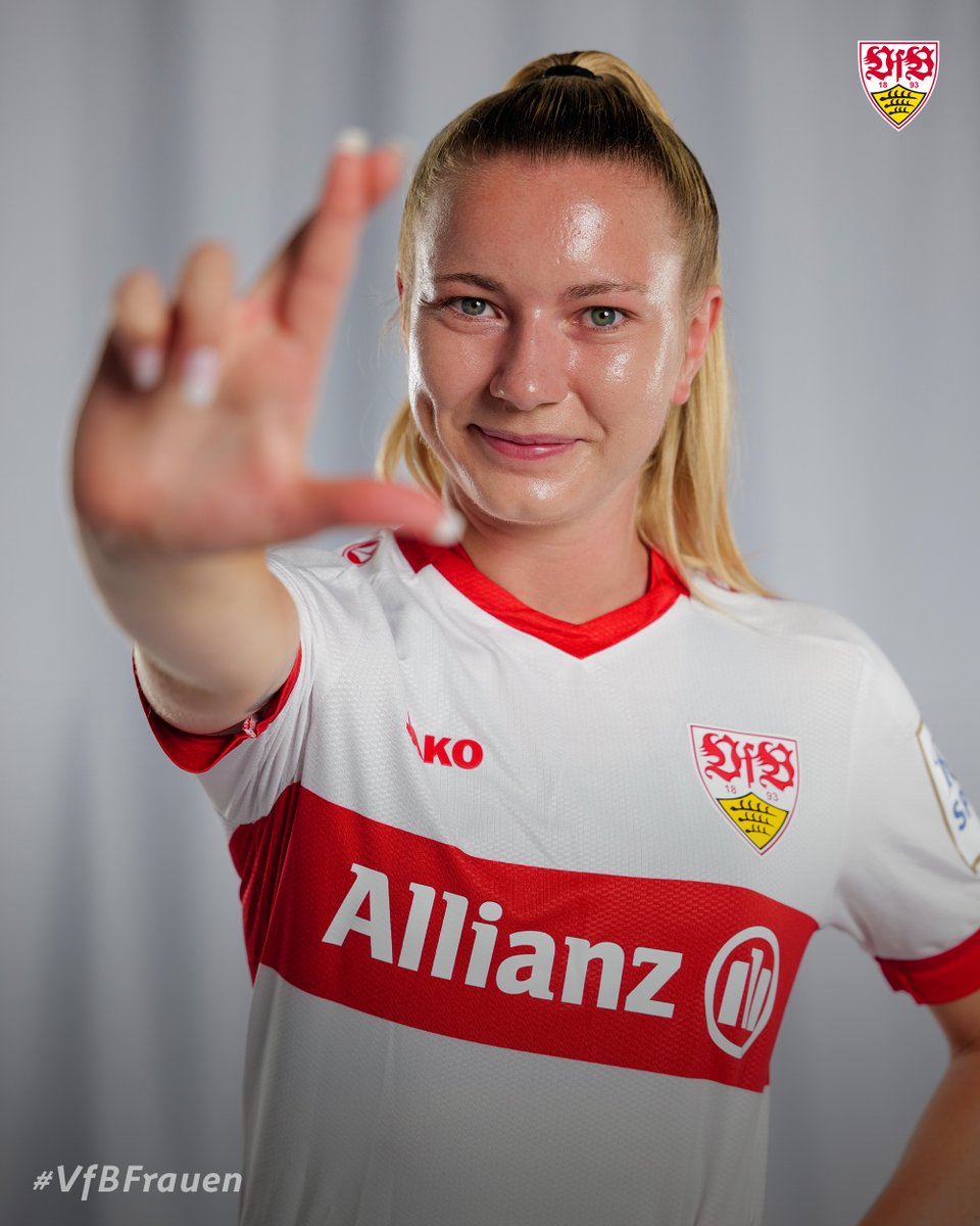 VfB_Frauen's tweet photo. ⏱️5. | TOOOR für unsere VfB Frauen! Laureta #Temaj bringt die Ecke und Leonie #Kopp ist zur Stelle! ⚪🔴🙌
Eintracht Frankfurt U19 🆚VfB Stuttgart 0:1 (5.)
#VfBFrauen | #Regionalliga | #VfB https://t.co/SkB2LfndHJ