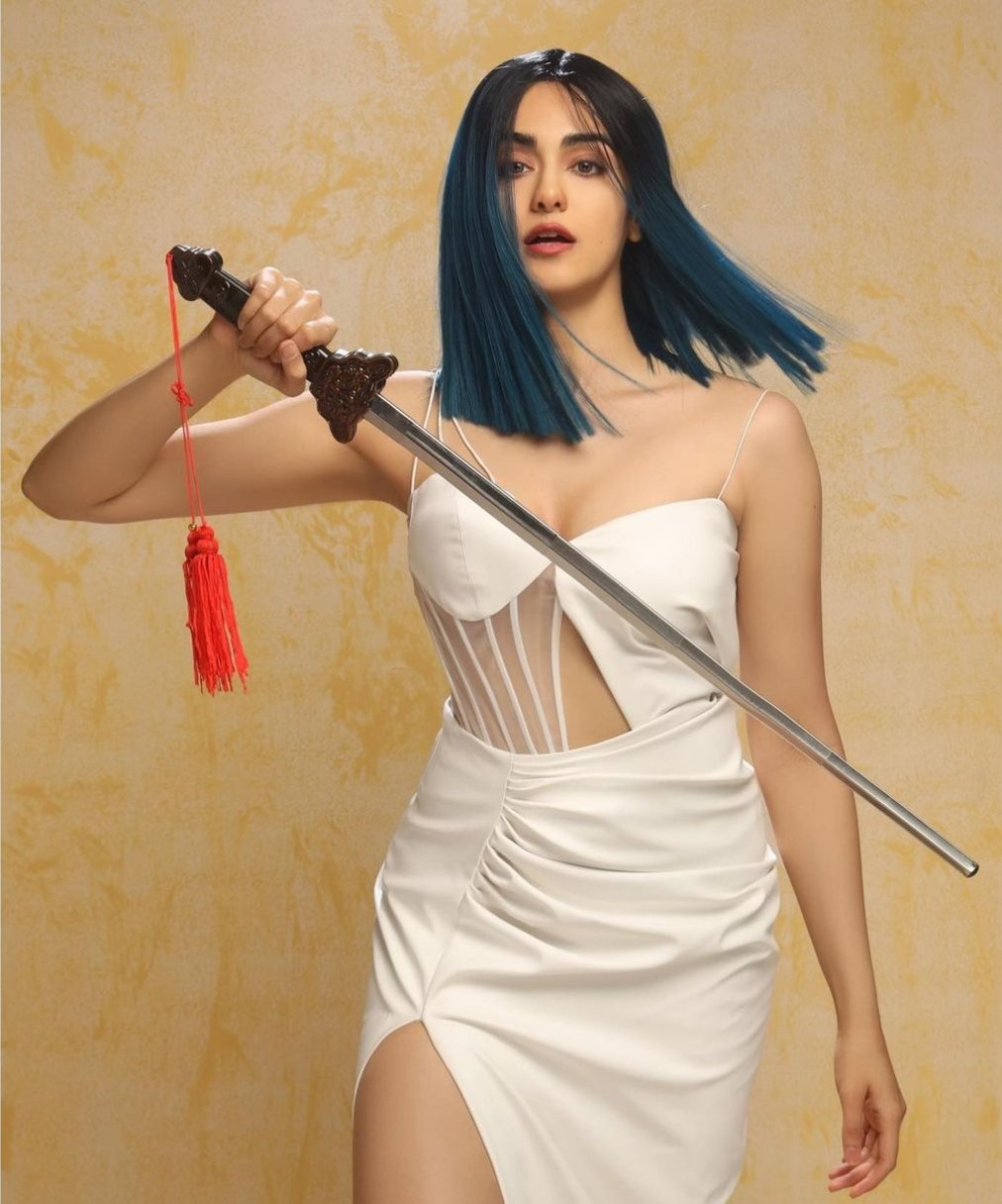 GdJvkCVXwAAINnm?format=jpg&name=large