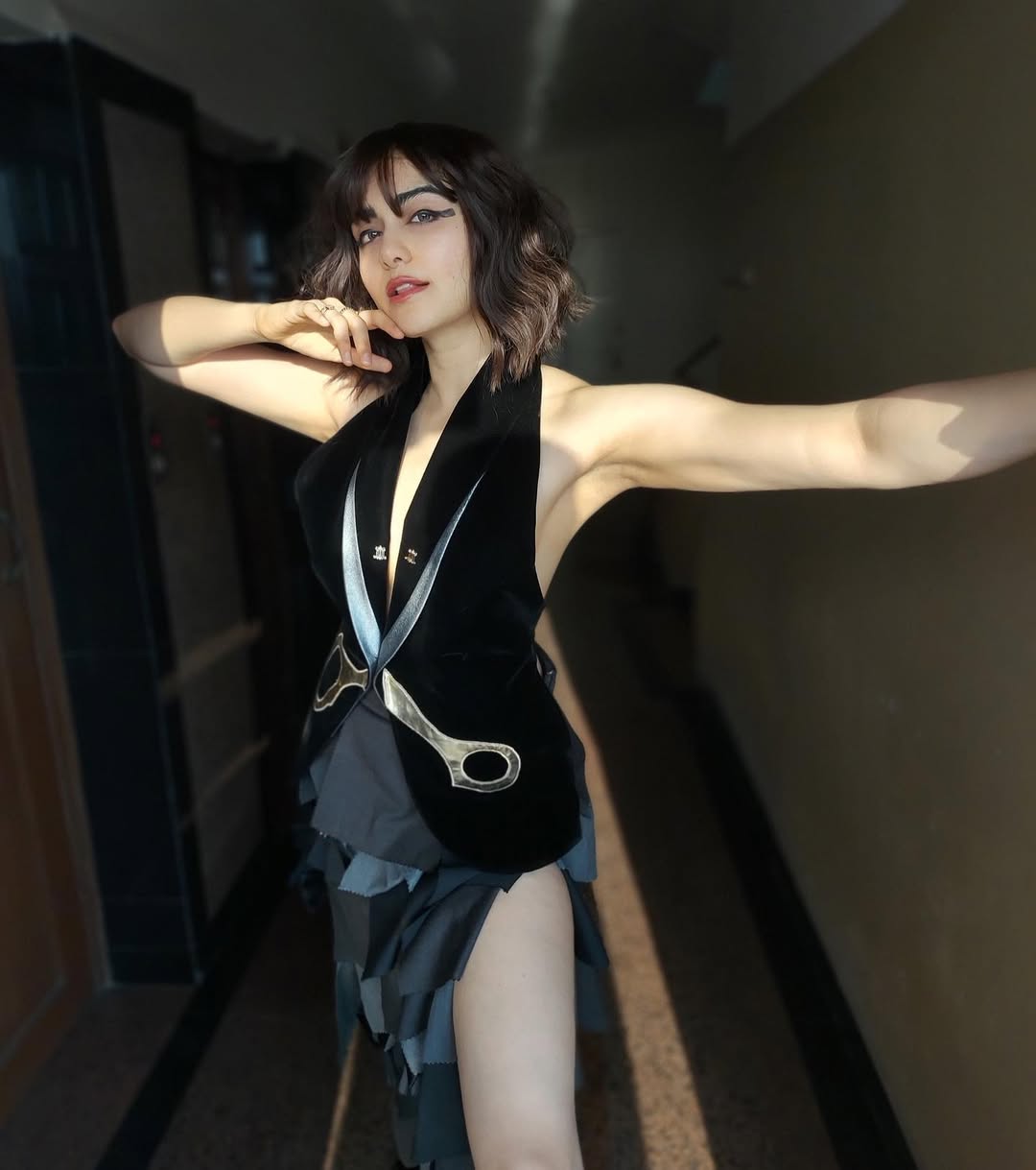 GdJvkF-W0AAG_me?format=jpg&name=large