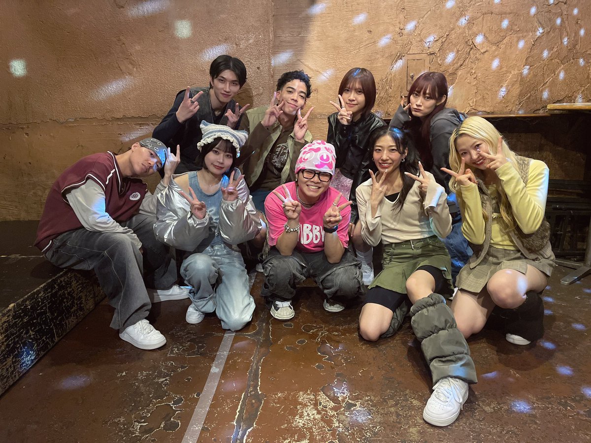 lyri_sch's tweet photo. /
#lyricalschool × #BBYNABE
Special LIVE📍club bar FAMILY
ありがとうございました🍼🫶
\
#リリスクセトリ
House Party
mada mada da!
CHO→CHO
OK!
MC
シャープペンシル
dance
Ultimate Anthem
DRIVE ME CRAZY
GIZMO
NEW WORLD
Wings
moonlight
⏩次は
11/26(火)「C.R.I.B. NIGHT vol.11」🎤 https://t.co/zbNC7x5a3c