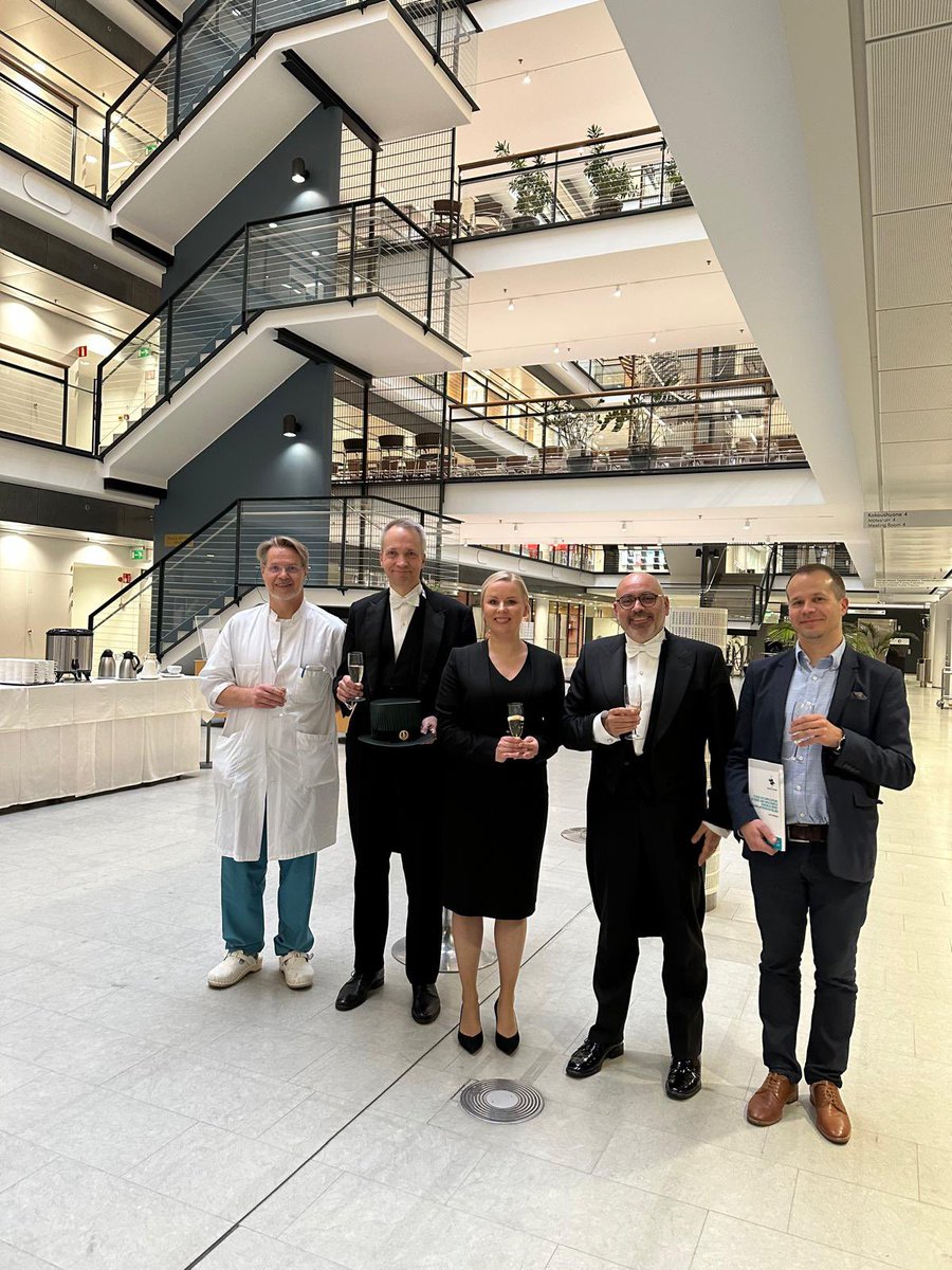 Kamar Nassim (@kamarnassim) on Twitter photo It was a great honor to serve as an opponent at the public defense of <a href="/JuuliaGras/">Juulia Grasberger</a>’s dissertation. She did an amazing job. Congrats to her & supervisors <a href="/helantera/">Ilkka Helanterä</a> & <a href="/MarkoLempinen/">Marko Lempinen</a>. I enjoyed the Finnish protocol & meeting transplant team <a href="/KAhopelto/">Kaisa Ahopelto</a> <a href="/Ferchu_Ortiz/">Fernanda Ortiz</a>. 🇫🇮 🇫🇷 connection It was a great honor to serve as an opponent at the public defense of <a href="/JuuliaGras/">Juulia Grasberger</a>’s dissertation. She did an amazing job. Congrats to her & supervisors <a href="/helantera/">Ilkka Helanterä</a> & <a href="/MarkoLempinen/">Marko Lempinen</a>. I enjoyed the Finnish protocol & meeting transplant team <a href="/KAhopelto/">Kaisa Ahopelto</a> <a href="/Ferchu_Ortiz/">Fernanda Ortiz</a>. 🇫🇮 🇫🇷 connection