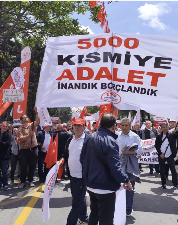 EYT & EF TUNCAY (@tuncay17yenice1) on Twitter photo EYT tam olarak çözülmedi, 99 öncesi çalışma hayatında olan 5 bin prim günü ve kısmi emeklilik hakları verilmedi
5000 prim günü ve kısmi emeklilik için gelsin Adalet bitsin mağduriyet
#5000KısmiHakYasaşart
#intibakHakSeyyanen20Binşart
<a href="/gkayis/">Gokhan Kayis</a>
<a href="/ArzuLastikci/">EYT & EF Arzu LASTİKCİ</a>
<a href="/EytEmeklilerFed/">EYT VE EMEKLİLER FEDERASYONU</a> EYT tam olarak çözülmedi, 99 öncesi çalışma hayatında olan 5 bin prim günü ve kısmi emeklilik hakları verilmedi
5000 prim günü ve kısmi emeklilik için gelsin Adalet bitsin mağduriyet
#5000KısmiHakYasaşart
#intibakHakSeyyanen20Binşart
<a href="/gkayis/">Gokhan Kayis</a>
<a href="/ArzuLastikci/">EYT & EF Arzu LASTİKCİ</a>
<a href="/EytEmeklilerFed/">EYT VE EMEKLİLER FEDERASYONU</a>