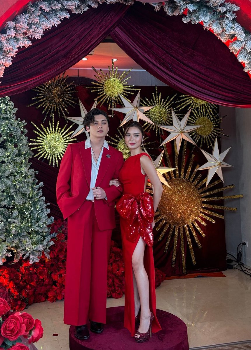 titasoffranseth's tweet photo. and there you have it, FRANSETH! 🔥

FRANSETH AMarvelousNight
#CHINnSETHMagicalY3ars https://t.co/yNmvg0gRY7