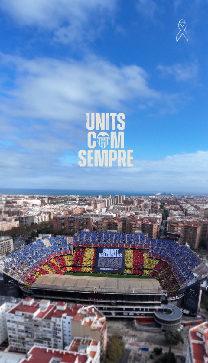 AndreuNavarro_'s tweet photo. No hay, ni habrá un estadio tan bonito como Mestalla. Me niego absolutamente a irme de aquí.

Eterno junto a ti ❤️‍🩹🦇 https://t.co/ronKw41Cd3