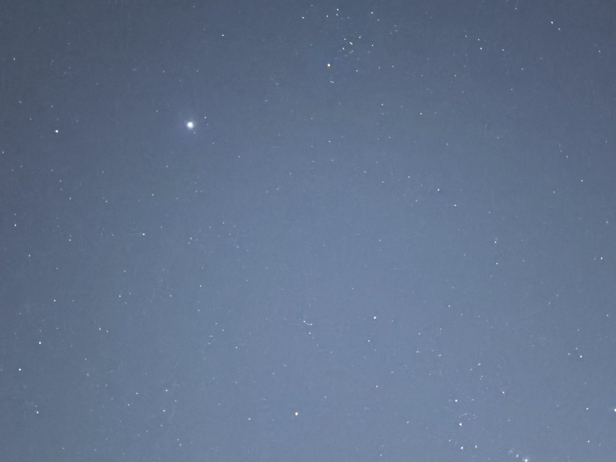 「満点の星空での一つ星」
#星