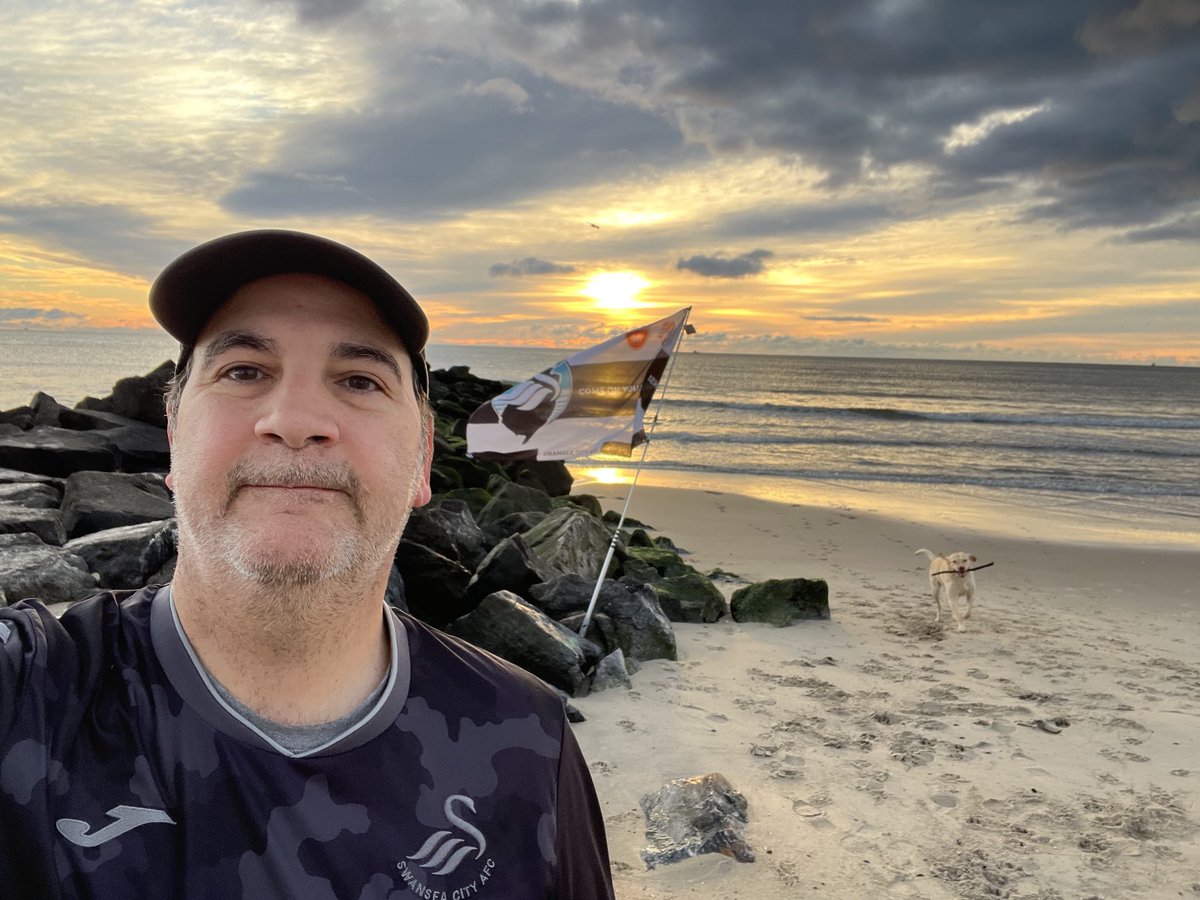 Greetings from Asbury Park! NJ #JacksAtHome are looking to a BlueSky on the horizon. Come on ⁦<a href="/SwansOfficial/">Swansea City AFC</a>⁩ SwansTV and ⁦<a href="/SwansGlobal/">Global Jacks</a>⁩ come join us. In the new year- we’ll be leaving X - find us now and in the future <a href="/njjacks/">Nancy Jackson</a>.bsky.social