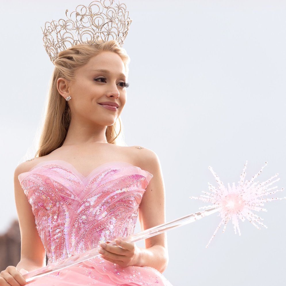glindaupland's tweet photo. Ariana Grande becomes the first person to have a #1 song, #1 album and #1 movie in the US this year! https://t.co/gQrcWSlGJL