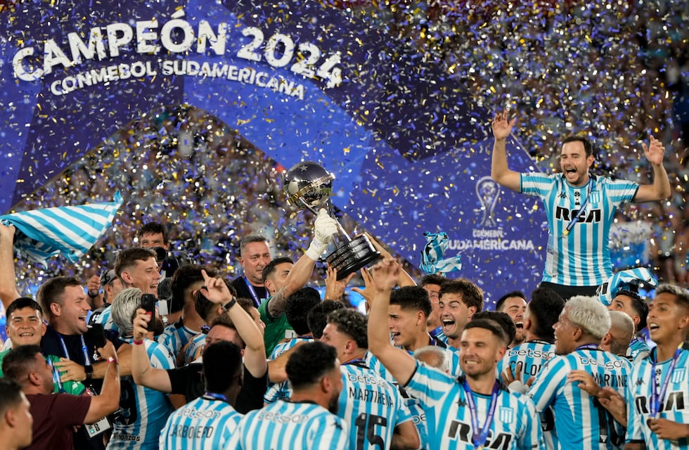 tinchosann's tweet photo. Salud, el club es de su gente. Gerenciamiento nunca más! https://t.co/iyjhfllBuu