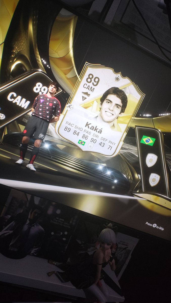 ChloeandMaxW's tweet photo. @FIFA22_INFO ea really pull me back..
Bcos i thinking bout retired lol https://t.co/OCxv1HdQ1S