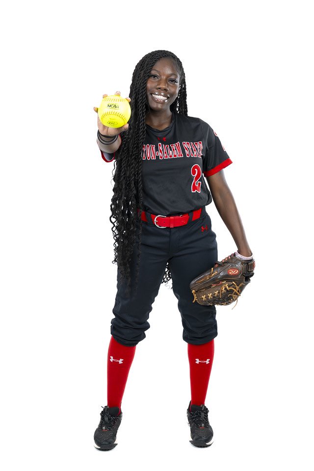 layla ︎︎smith tweet media