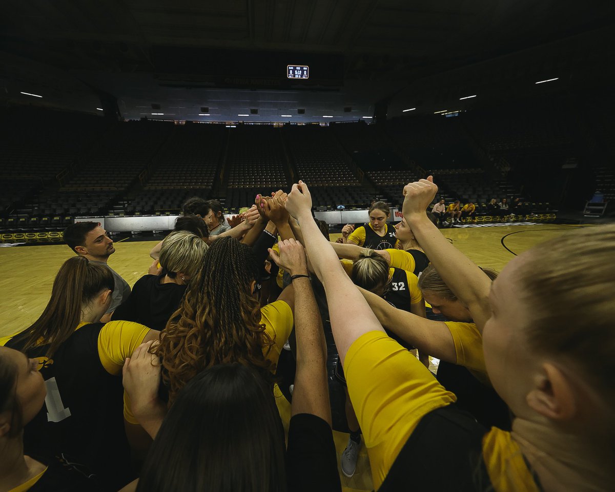 For Krysty 🫶

We know she has the best seat today. 

#Hawkeyes