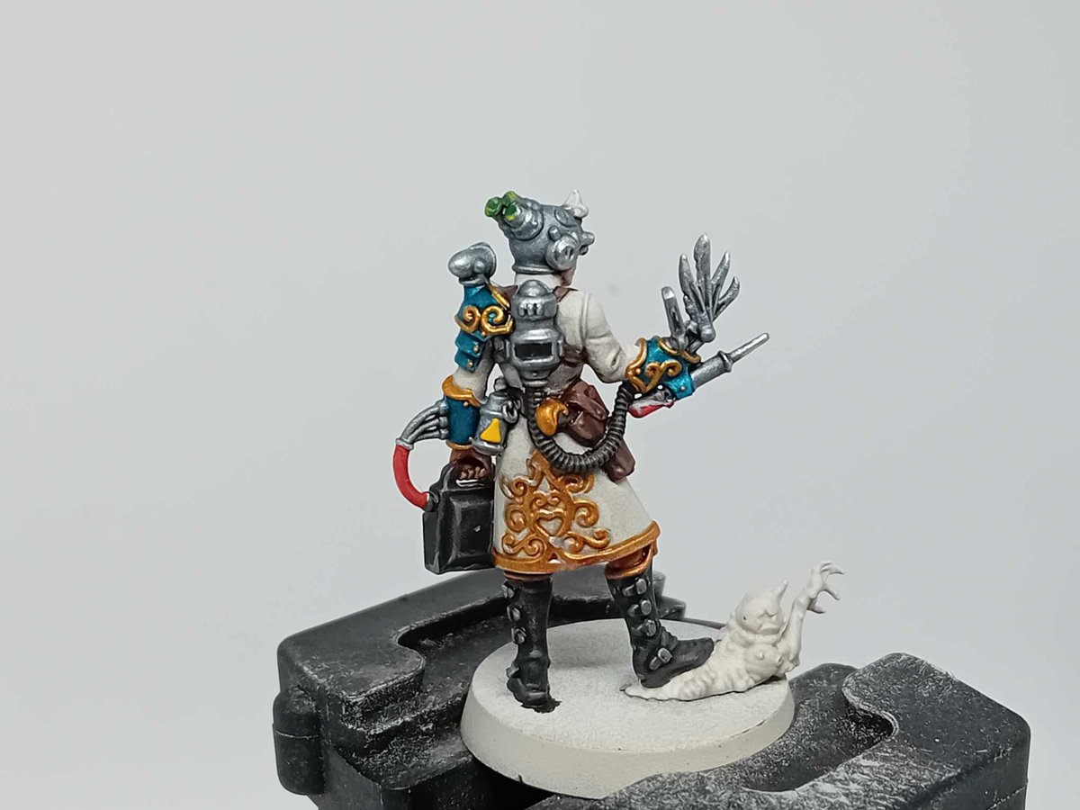 The_Moogy's tweet photo. Getting paint onto the Elucidian Starstriders for kill team. Starting to get somewhere with vials now.

エルーシディアン スターストライダーリジュヴェネイト・アデプト.  殆ど完成してます :) 

#ウォーハンマー #warhammer40k #WarhammerCommunity https://t.co/1yCWeqlTeu
