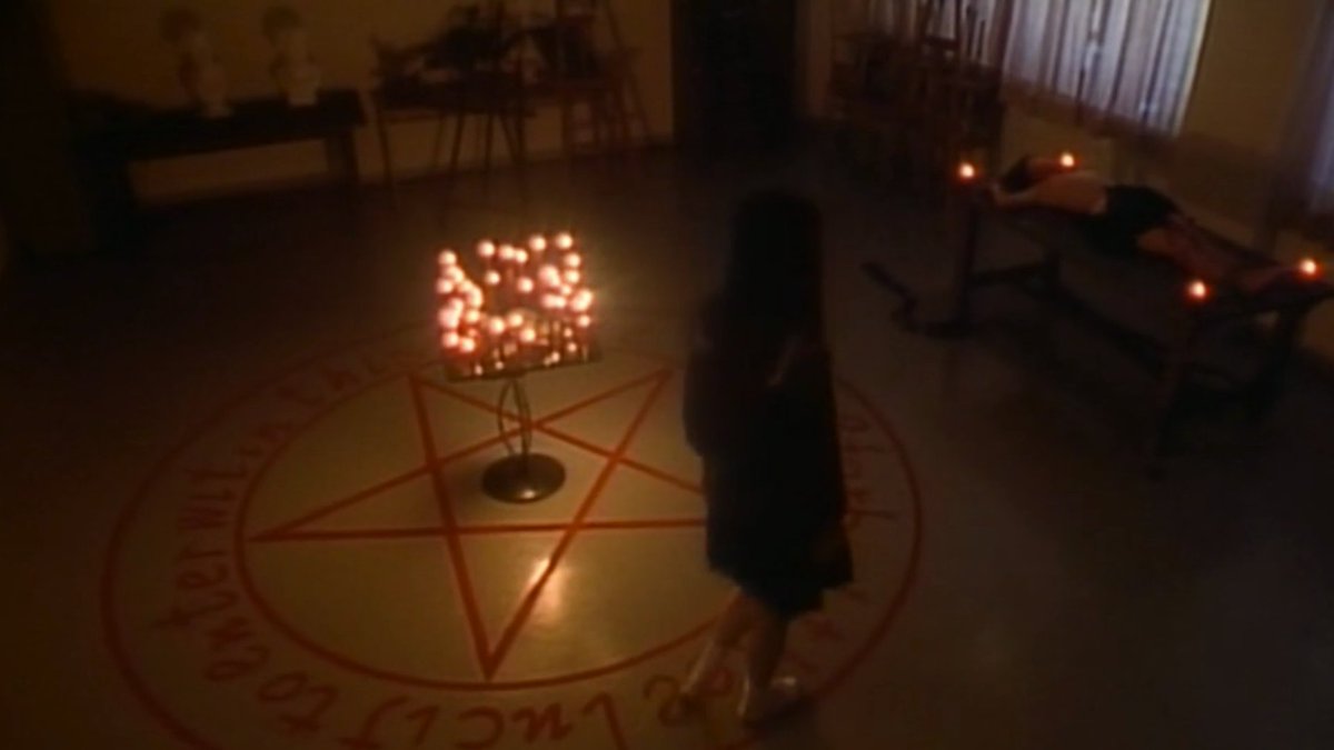 HORROR NO DRIVE tweet media