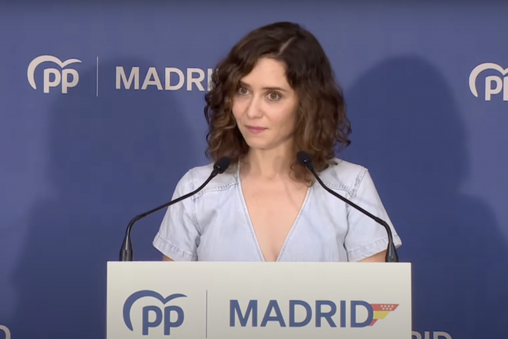 EsRebelCientif's tweet photo. “Vale la pena repetirlo: Atlas Network y sus patrocinadores corporativos están inmersos en una guerra total contra las universidades y la generación de conocimiento y comunicación de servicio público”. Dra.@JKSteinberger 
👉https://t.co/DZdoWqxC7b
👉https://t.co/ITB0p5h5MU https://t.co/gLSWzINBdw