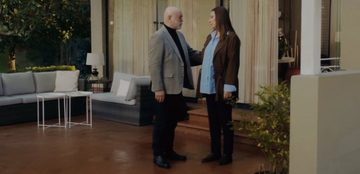 hala buradayım 💙🍂

#aldatmak #sezgüz #vahideperçin #ercankesal