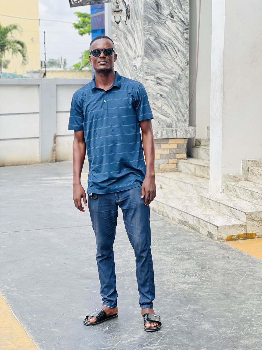 Yex_Des_perate's tweet photo. Bravery Begets Greatness - Pst. David Ibiyeomie
You must be courageous about your growth.
No meaningful progress can come where the heart is filled with fear.
Until you have a lion’s heart nobody will permit you to have a lion’s share.
Tomorrow isn’t promising that the econo… https://t.co/6ziRp5a8mc
