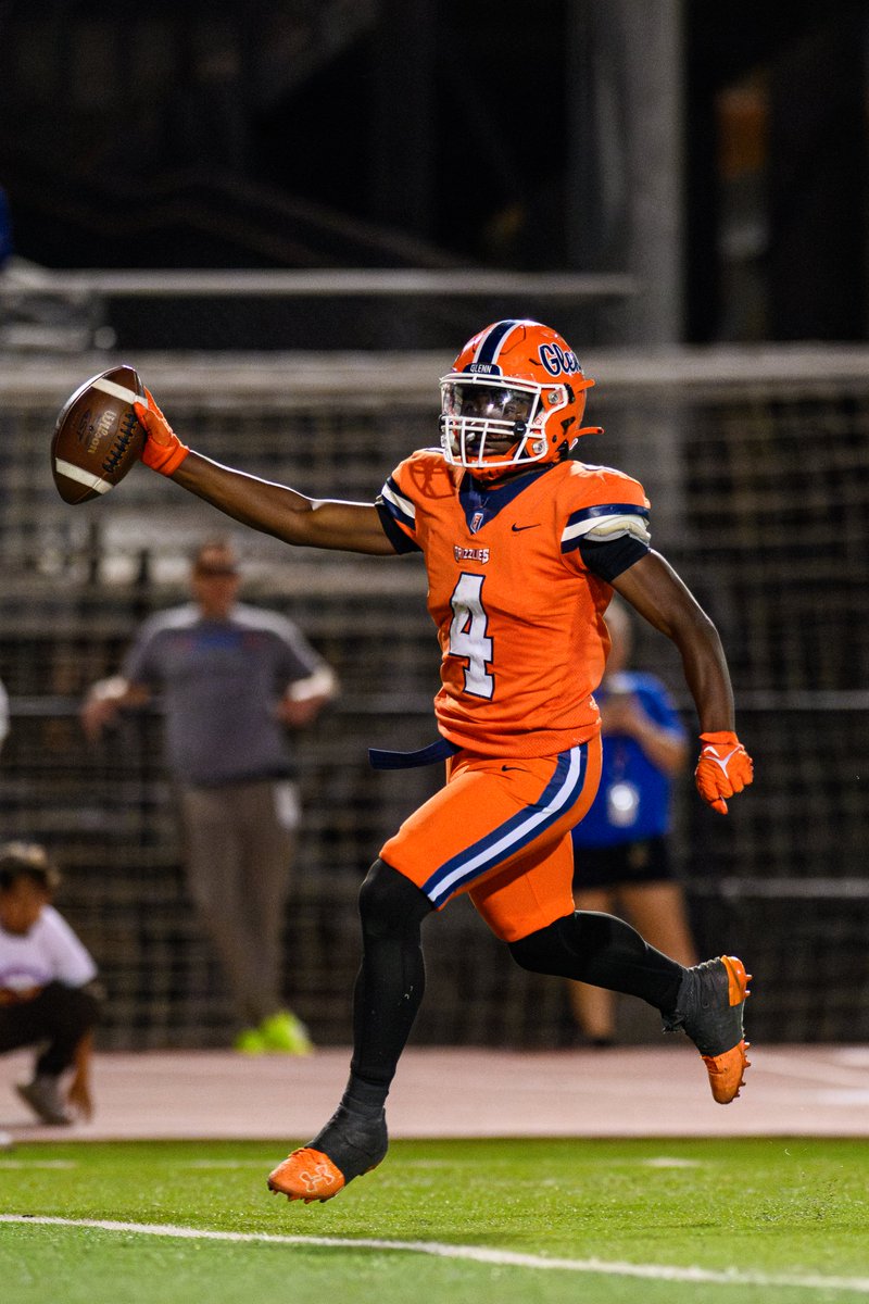 Keaton Gordon (@keaton4gordon) on Twitter photo Blessed to be noticed as a 1st Team All District RB 🙏🏽
<a href="/Coach_Kraus/">Brandon Krauskopf</a> <a href="/Coachalshawn/">Coach Johnson</a> <a href="/Coachdub_7/">Ryan Dubelbeis</a> <a href="/DFO_AJ/">Andrew Foster Jr.</a> <a href="/GlennGrizFB/">GlennGrizGridiron</a> <a href="/var_austin/">VAR</a> Blessed to be noticed as a 1st Team All District RB 🙏🏽
<a href="/Coach_Kraus/">Brandon Krauskopf</a> <a href="/Coachalshawn/">Coach Johnson</a> <a href="/Coachdub_7/">Ryan Dubelbeis</a> <a href="/DFO_AJ/">Andrew Foster Jr.</a> <a href="/GlennGrizFB/">GlennGrizGridiron</a> <a href="/var_austin/">VAR</a>