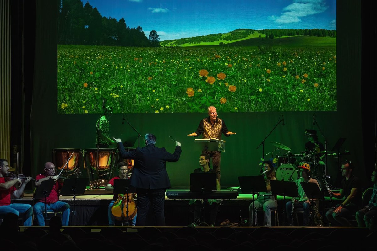 TomNewallMusic's tweet photo. Peter and the Wolf over and out!

Thanks so much to our wonderful team both on and off stage, Véronique Vella for your orchestrations and Alan Montanaro as our narrator.

Going home with a full heart, having fallen in love with beautiful Malta and its people all over again! 🇲🇹 https://t.co/Mdv0HUGL2m