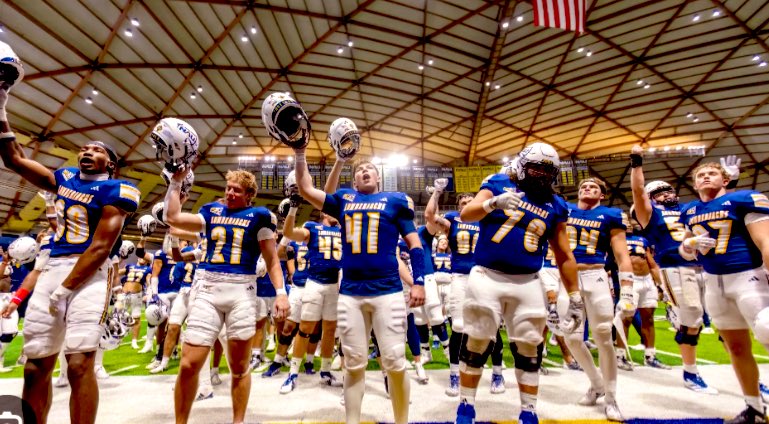 KevinMcCabe987's tweet photo. New Jack City! My @NAU_Football has qualified for the post season in HC @CoachBWhite7 first season at the helm 8-4! #RaiseTheFlag https://t.co/d8NHBeJlXz