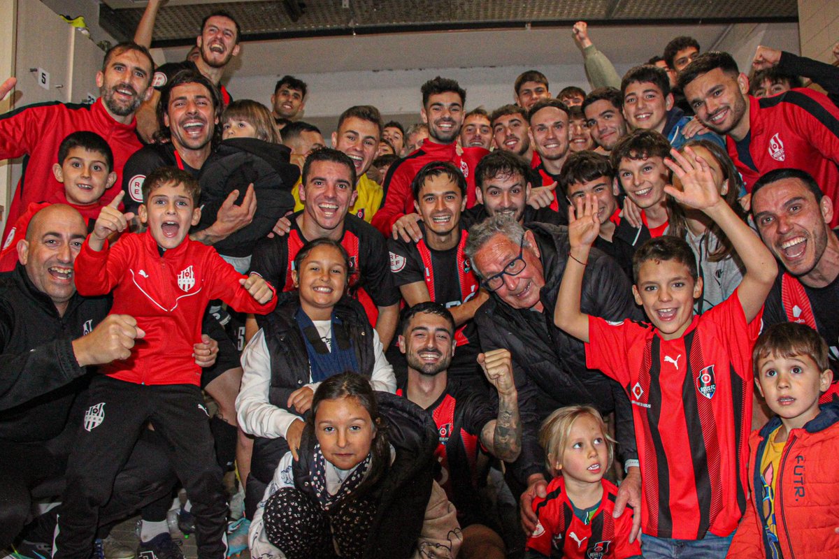 𝙀𝙇𝙎 𝙏𝙍𝙀𝙎 𝙋𝙐𝙉𝙏𝙎 𝙀𝙎 𝙌𝙐𝙀𝘿𝙀𝙉 𝘼 𝘾𝘼𝙎𝘼 🏠❤️🖤