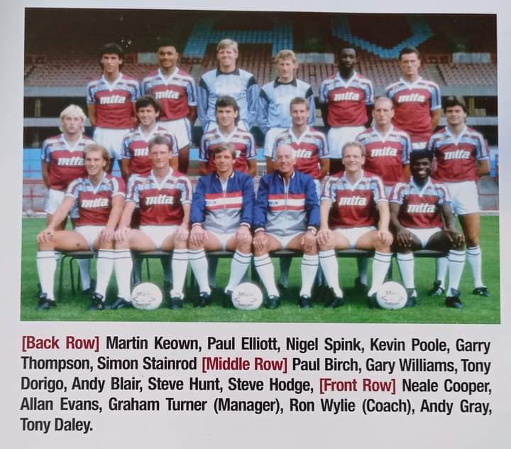 AndrewUllah's tweet photo. Happy Birthday Neale. Never forgotten #NealeCooper #AstonVilla #VillaPark #AVFC https://t.co/73jsZRkb5h