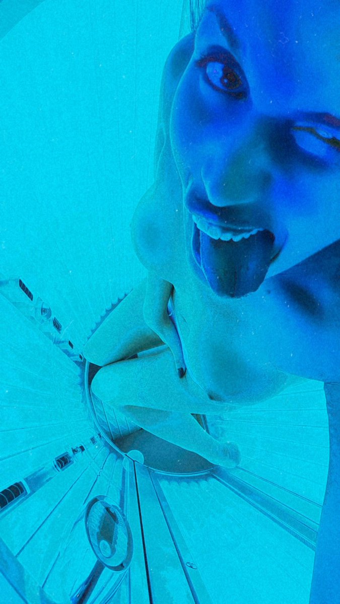 Kažeš, kidaju fotke iz solarijuma, a?