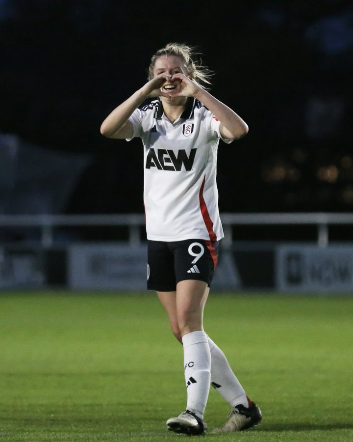 HammyEnd.com (@hammyend) on Twitter photo #Olds fires Fulham Women into FA Cup third round
Read Zoe Wilkinson's report from Motspur Park as the Whites come back from 3-1 down to beat a resolute <a href="/RoystonTownWFC/">Royston Town FC Women</a> at the death
hammyend.com/index.php/2024…
#ffc #ffcw #coyw #AdobeWomensFACup #Olds fires Fulham Women into FA Cup third round
Read Zoe Wilkinson's report from Motspur Park as the Whites come back from 3-1 down to beat a resolute <a href="/RoystonTownWFC/">Royston Town FC Women</a> at the death
hammyend.com/index.php/2024…
#ffc #ffcw #coyw #AdobeWomensFACup