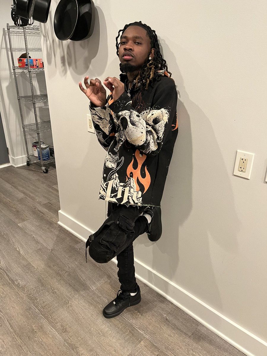 1richhh_'s tweet photo. &amp; when it come to getting money 💰 I can’t ever stop https://t.co/Yd3YMaKmWc