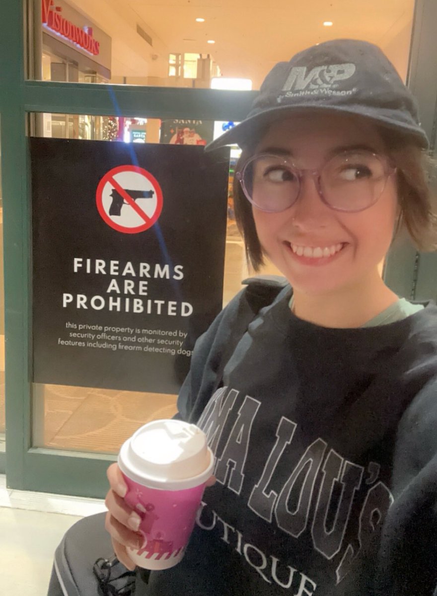Emily Stanley / Princessandthepistol tweet media