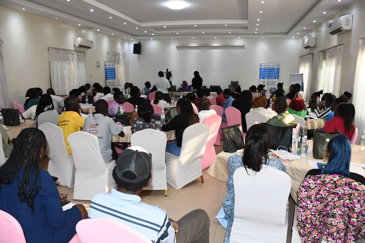 unwomenssudan's tweet photo. Dr. @rukayamohammedy Country Rep a.i. &amp; Regina Ossa Lullo, Director of Ministry of Gender, addressed journalists during a training on Constitution Making Process reporting. Journalists hold the power to drive #GenderEquality through informed, accurate, &amp; transformative reporting. https://t.co/6MaAPywBJv